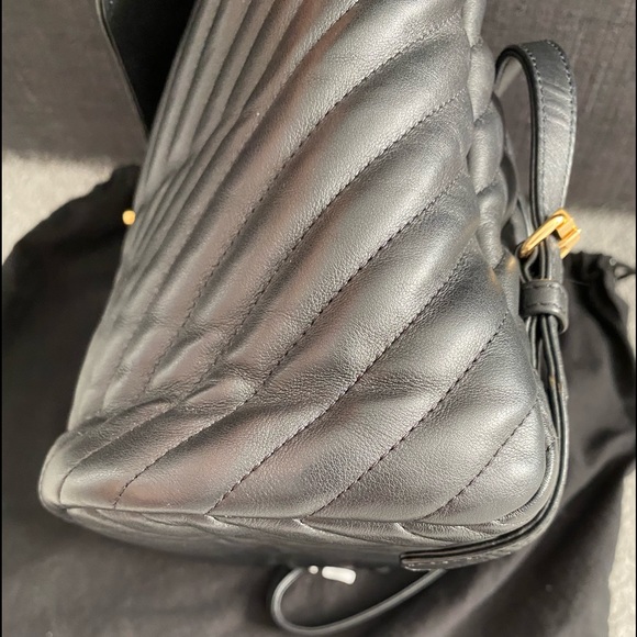 Chanel Chevron Urban City backpack medium - Picture 5 of 9